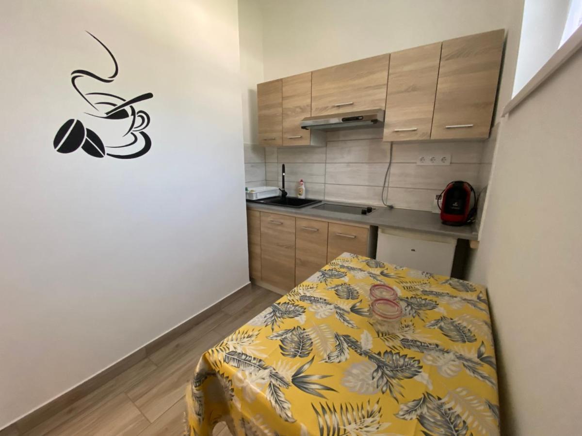 באלאטונפורד Andrea Apartman מראה חיצוני תמונה