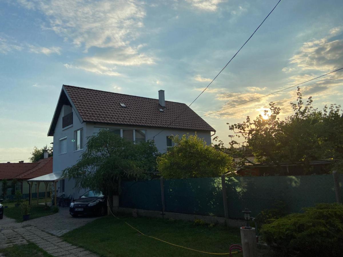 באלאטונפורד Andrea Apartman מראה חיצוני תמונה