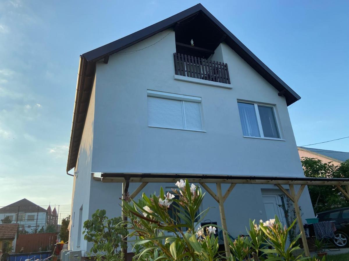 באלאטונפורד Andrea Apartman מראה חיצוני תמונה