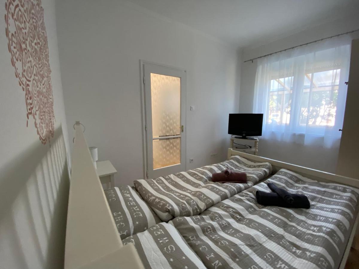 באלאטונפורד Andrea Apartman מראה חיצוני תמונה